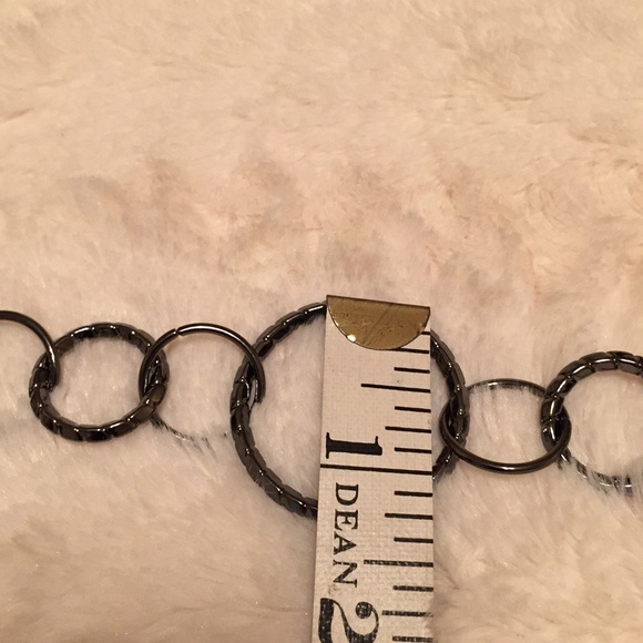 Shiny Gunmetal Necklace - Picture 4 of 4